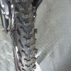 E267　★　9500円★　折りたたみ中古自転車　グリーン　6段変速　前後サス付き【20インチ 】の画像