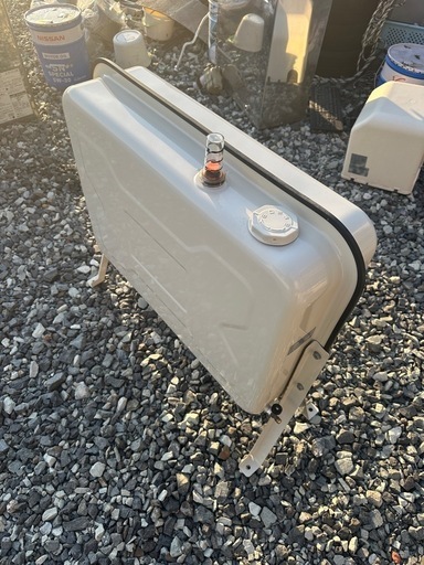 石油給湯器　油タンク　90L 長府製作所