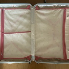 【取引中】ジュエルナローズ スーツケース 75Lの画像
