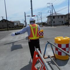 交通誘導警備員　★日当11,000円～　★社宅あり　★週払いあり　