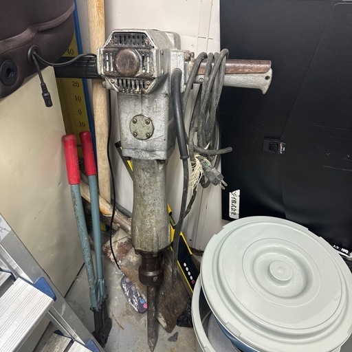 マキタ 電動ハンマー 1860S 100V