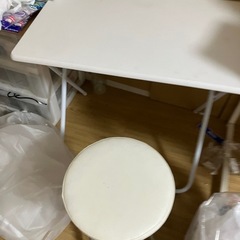 テーブル＆丸イスセット