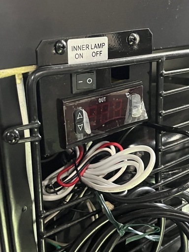 卓上冷凍ショーケース　2022年　-18℃から-30℃まで　LED 前開き　55L