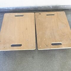 ビバホームの板台車　６０ｃｍ×４５ｃｍ　１００ｋｇ