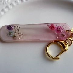 【一時受付停止】🎀ハンドメイド　レジンのネームキーホルダーの画像