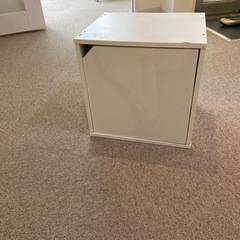 《中古》扉付きカラーボックス