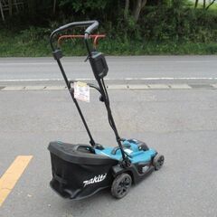 充電式芝刈り機 MLM330D マキタ makita 税込￥22,000-【店頭引取限定】【寄楽屋 きらくや 成田本店】の画像