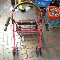 シルバーカー キャリーカート ショッピング カート レッド 手押し車 札幌市東区 新道東店の画像