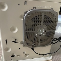 石油ファンヒーターの画像