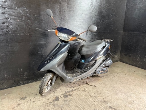 ★支払総額3.5万円★定休日なし！いつでも現車確認可能です！ ホンダ ライブディオ 黒 AF34 人気のライブディオ！ 2ストのためオイル注ぎ足すだけ！ バッテリー新品！ 通勤、通学に♪