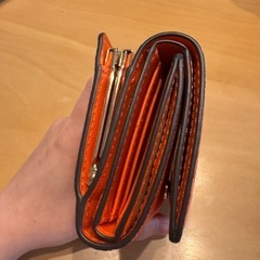MICHAEL KORS オレンジ 三つ折り財布の画像