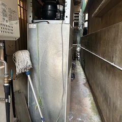 業務用冷蔵庫（ビールジョッキクーラー）
