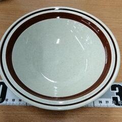 0425-527 食器　chateau