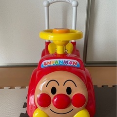 値下げ⭕️アンパンマンカー メロディー付き