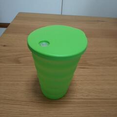 Tupperware　フタ付きカップ