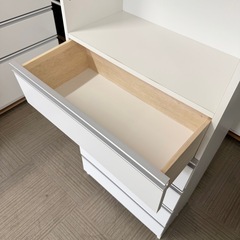 【美品‼️】便利♪ 60cm幅ランドリーラック 隙間収納 衣類収納家具 ホワイト♪の画像