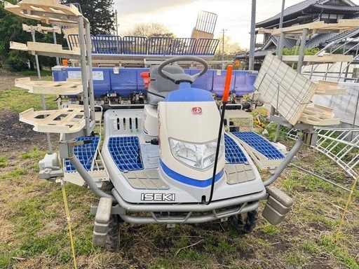 引き取り限定イセキ田植機 8条植え PZ80HG-LF / hr.367.7 / (Ryu