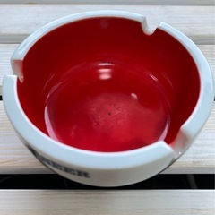 オリオンビール  置き型灰皿 　陶器　白/赤の画像
