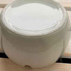 オリオンビール  置き型灰皿 　陶器　白/赤の画像
