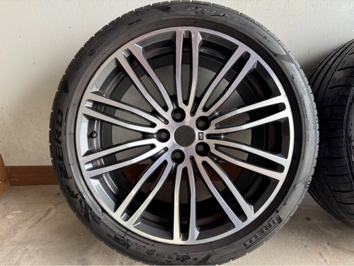 前輪245/40ZR19/2本 　後輪275/35R19/2本