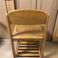 奥本木工所学習椅子　　足置き付きの画像