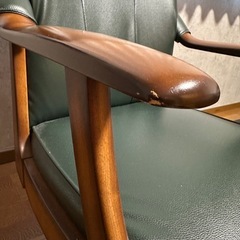 回転椅子の画像