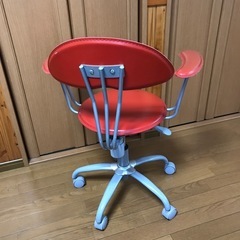 チューリップデスクチェアの画像
