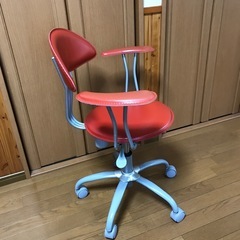 チューリップデスクチェアの画像