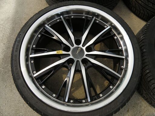 ビッグキャリパー対応　タイヤ山あり　19×8.5Ｊ+35　235/35ZR19 Anhelo corazon
