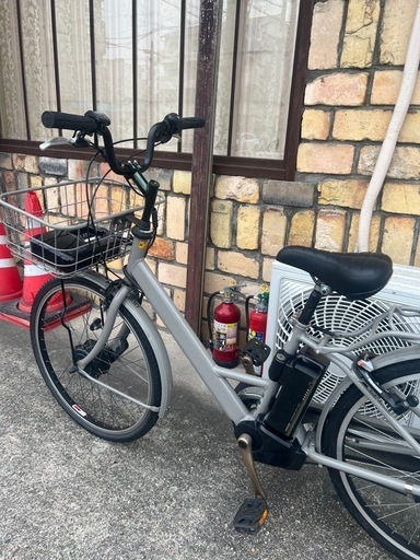 美品✨ ブリヂストン電動自転車、バッテリーB200
