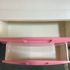 【リサイクルサービス八光】幅５５cm　４段プラチェスト　ピンクの画像