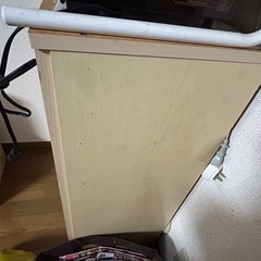 キャビネット　可動式棚　ガラス戸の画像