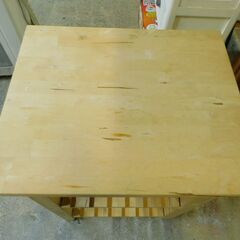 IKEA BEKVAM ベクヴェーム キッチンワゴン バーチ材 作業台の画像