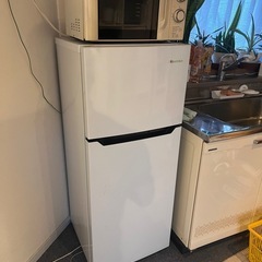 2019年製　
ハイセンス　冷蔵庫　電子レンジ