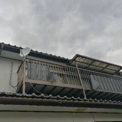 ベランダの屋根掃除
