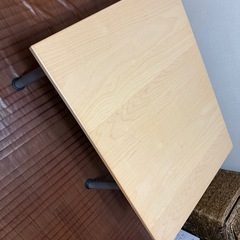 IKEAテーブルの画像