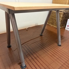 IKEAテーブルの画像
