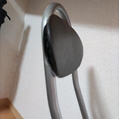 折りたたみパイプ椅子の画像
