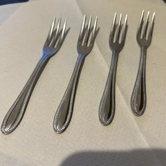 デザートフォーク4本セット
