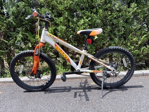 GIANT ジャイアント XTC JR 20インチ自転車 (catty) 柏のキッズ