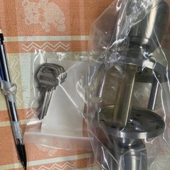 リクシル LIXIL ロンカラー ドアノブ鍵 DASZ011 握り玉  セットの画像