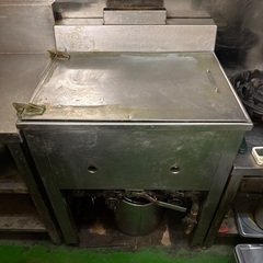 フライヤー