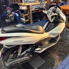 PCX125 JF28 程度抜群　低走行　自賠長い　ホンダ　スクーターの画像