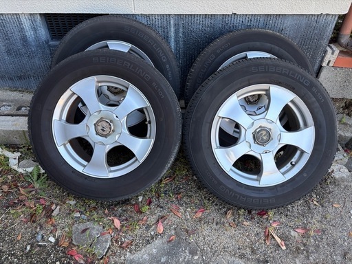 中古タイヤ付きアルミホイール