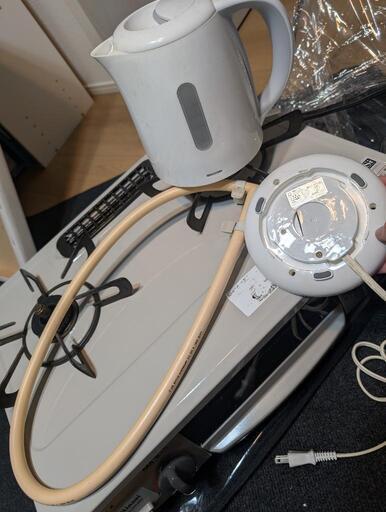 大人上品なおすすめコーデ 都市ガス用ガスコンロ&ガスケーブル&電気ケトル (あつき引越し断 その他