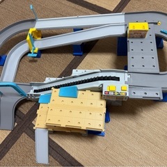 トミカステーション2種の画像
