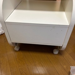 IKEA ILEN プリンター台の画像