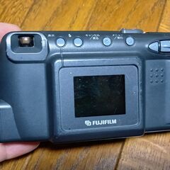 富士フイルムFinePix1400 Zoom (ジャンクの巣窟) 二本松のカメラ