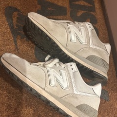 ニューバランス574の画像