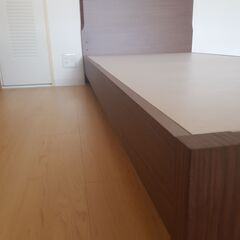 シングルベッドフレーム（ニトリ）